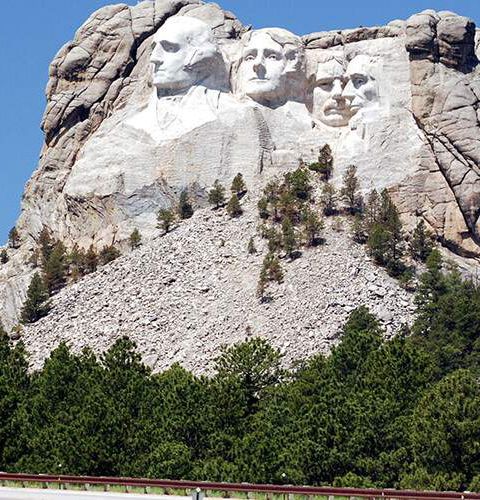 image of Mount Rushmore National Monument.