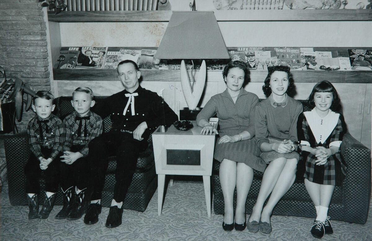 1950-brockelsby-family.jpg